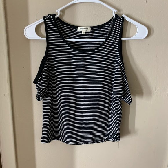 Clothes - Picture 8 of 8